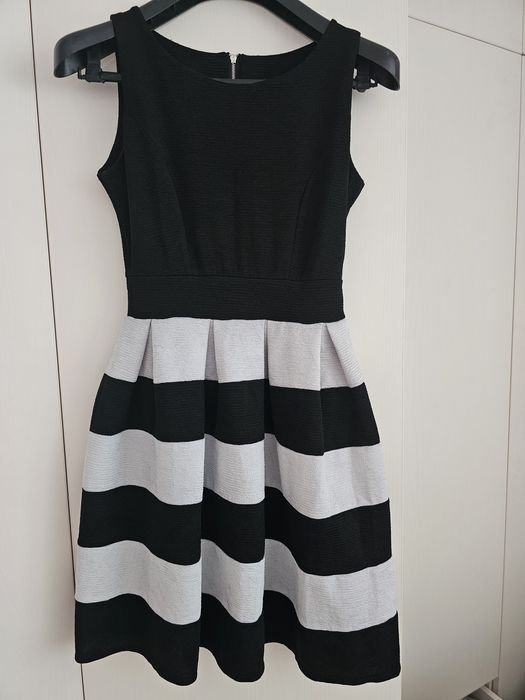 Нови рокли Mango, Stradivarius  Monsoon размер S/UK8