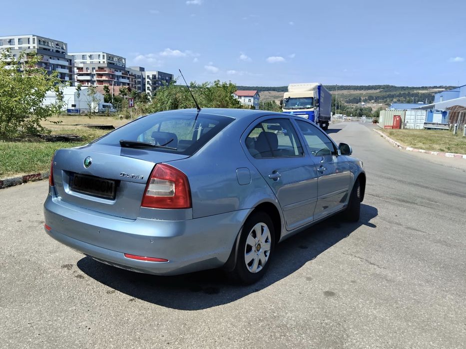 SKODA Octavia 2010 — imagine 2