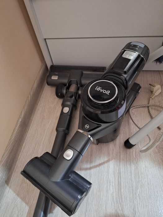 Вертикална прахосмукачка Levoit VortexIQ™ 40 Flex
