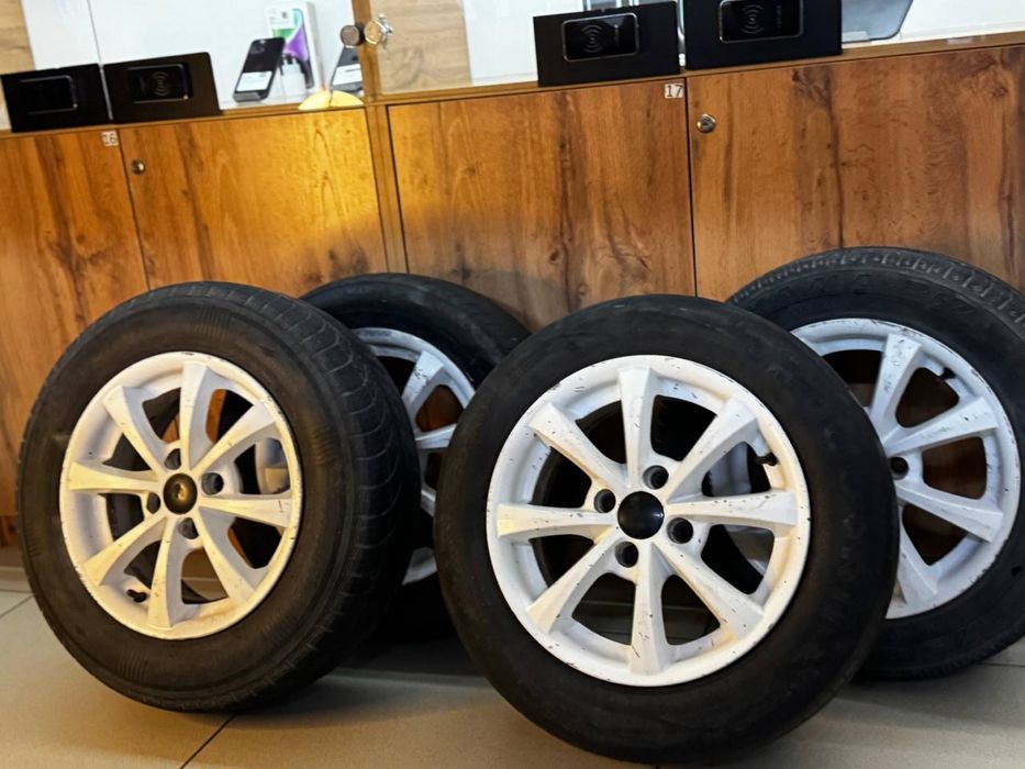 Комплект шин 13