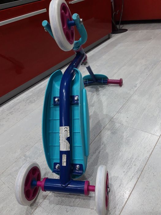 Триколка(тротинетка) FROZEN DISNEY