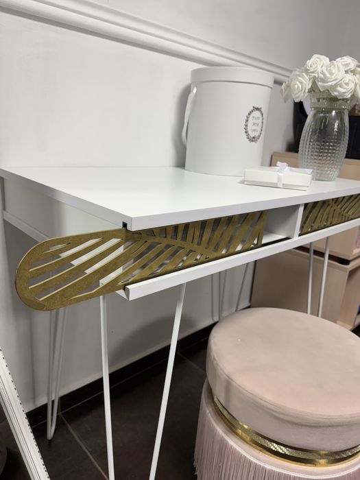 НАМАЛЕН Комплект - Тоалетка/бюро+етажерка+табуретка - за спалня,антре