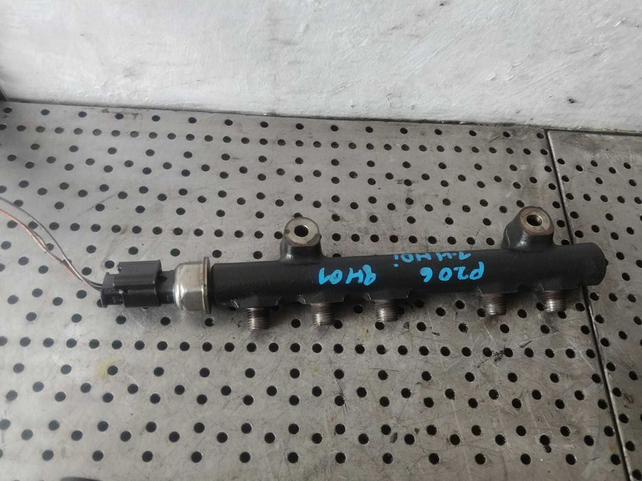 rampa injectoare 1.4 hdi 8h01 peugeot 206 207 citroen c3 9685297580-03