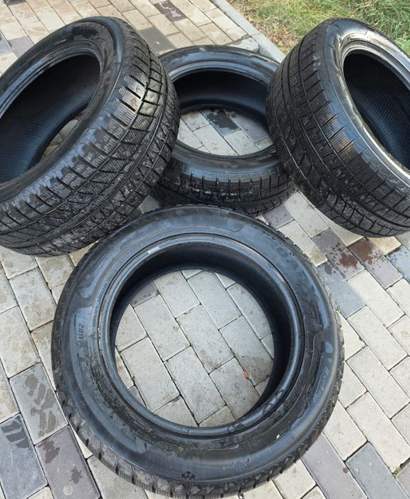 Продам зимние шины