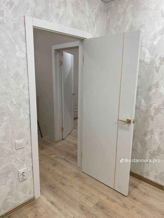 Установка межкомнатных дверей