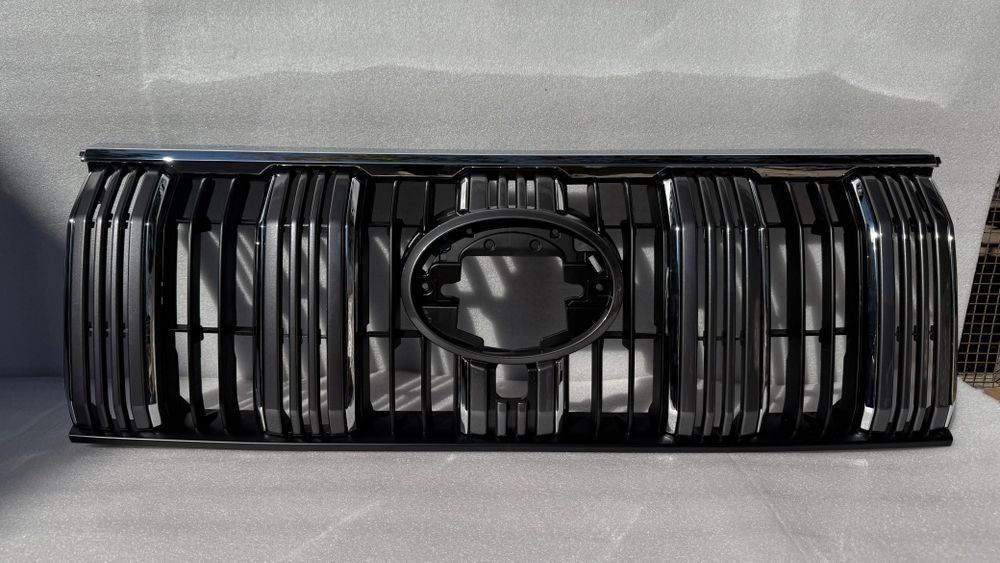 Решетка радиатора Prado 150