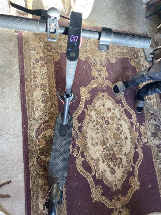 Trotinetă electrică