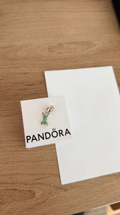 Pandora Disney dress of Tinker Bell charm / factura