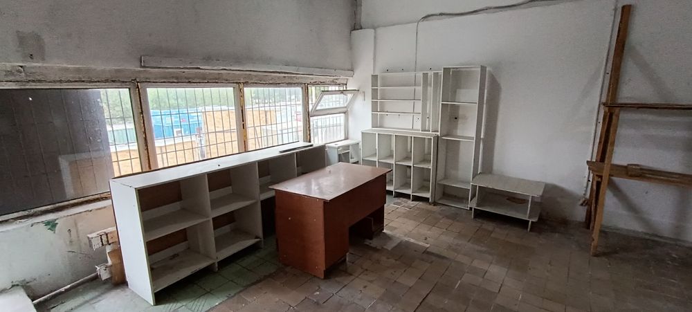 Сдам торговое  помещение на рынке