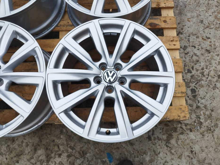 17 джанти 5х100 Audi A1 S1 8X S-Line 7,5J et36 Ауди А1 Оригинал 8X0601025AL SPEEDLINE
