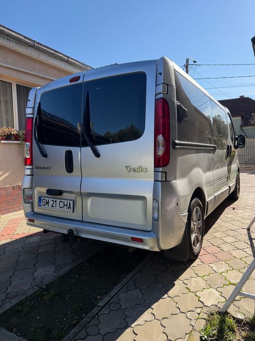 RENAULT Trafic 2008 — imagine 3
