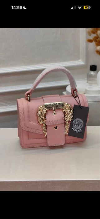 Genti versace pe mai multe modele