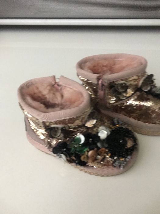 Детские уги натуралка для девочки