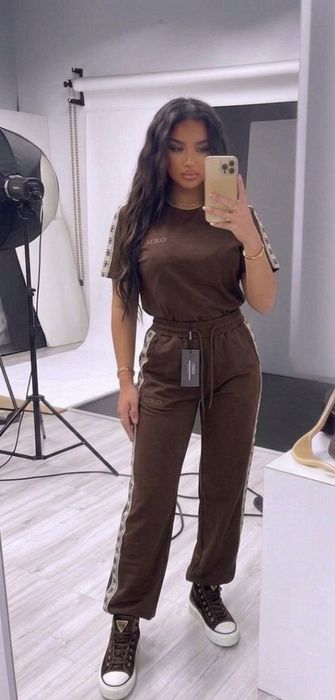 Compleu dama diferite modele