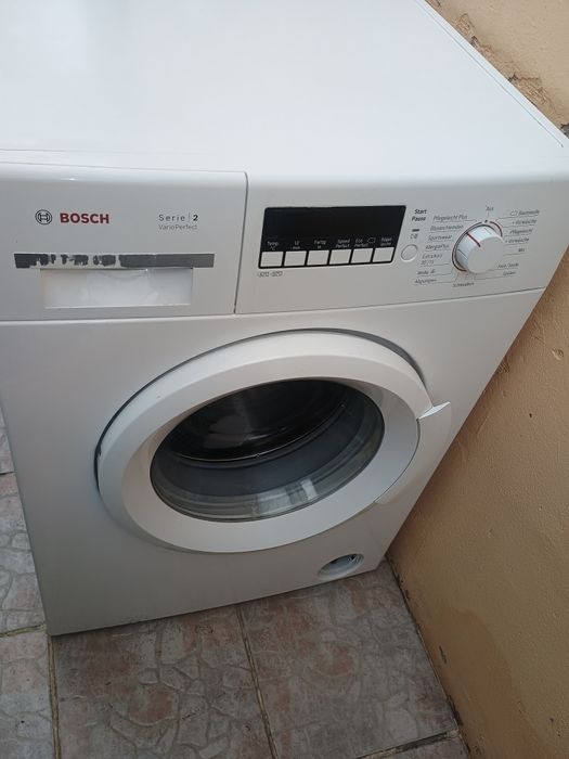 Mașină de spălat rufe clasa AA îndesit 187W