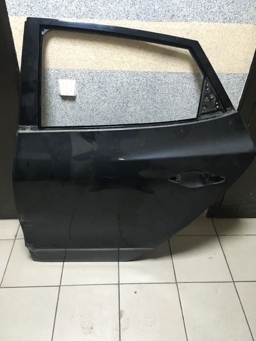Дверь на Хундай Туксон. Ix-35