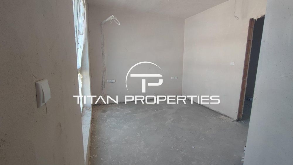 Продава се Тристаен апартамент в Варна, Левски - 87 кв.м за 2546 €/кв.м - Снимка #7