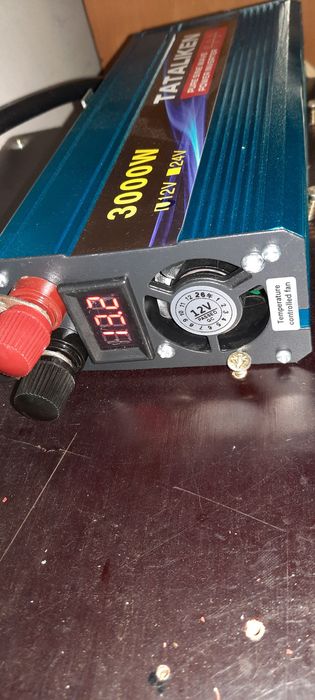 Controler solar 100 A   12/24 v si invertor sinus pur 3000 w de la 12v la 220v