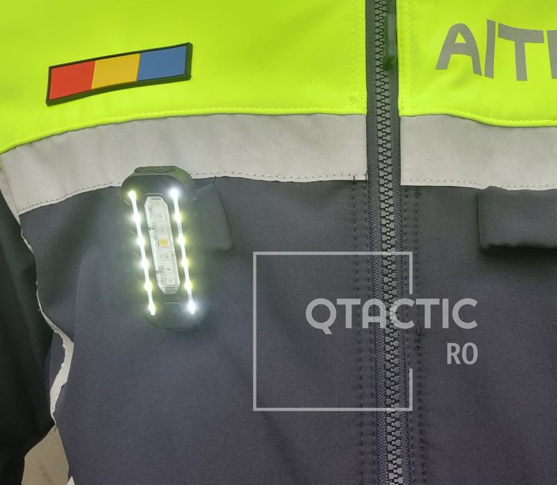 Lanternă LED portabilă cu clemă - 5 moduri de iluminat , USB