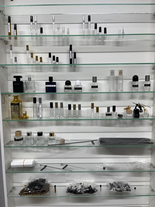 Флаконы для духов,спреи оптом