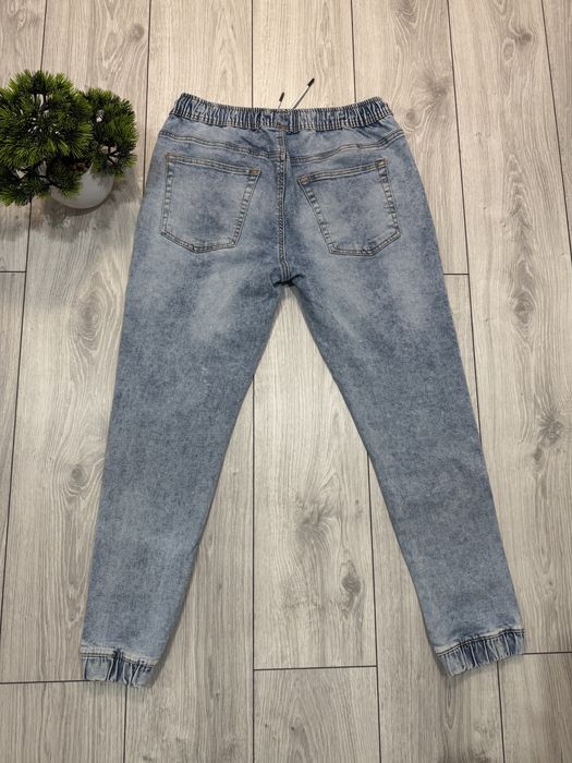 Blugi joggers albastru deschis New Yorker – mărimea S