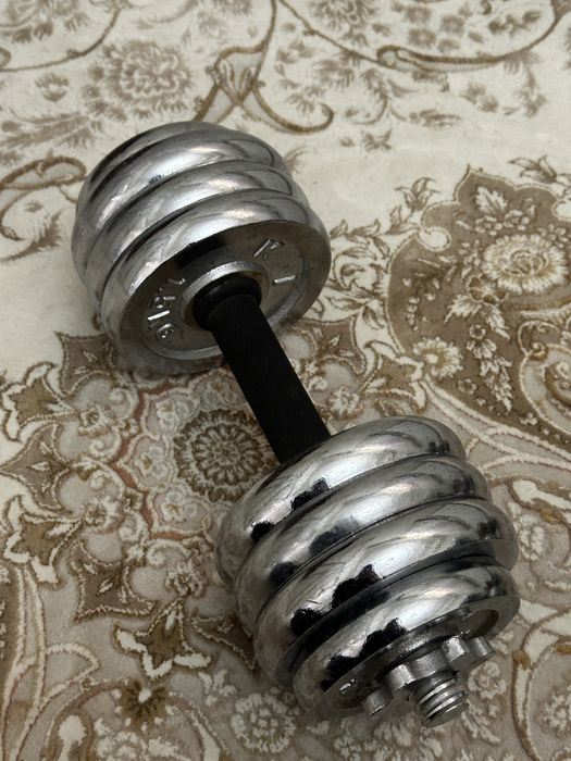 Гантел сотилади срочна