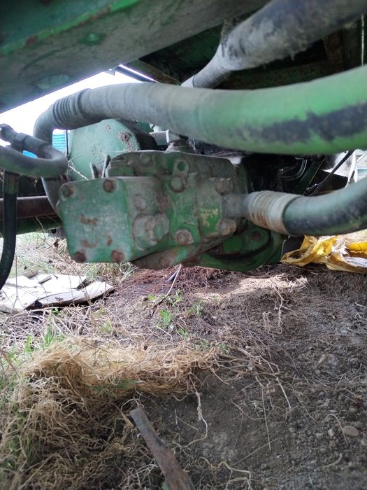 Dezmembez combina john deere 1174