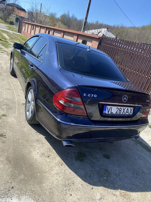 Mercedes e class w211