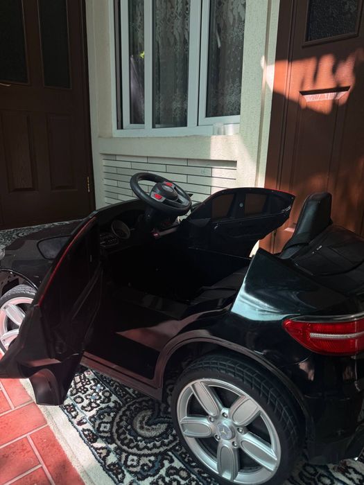 Mersedes Benz Detskiy pultli moshina