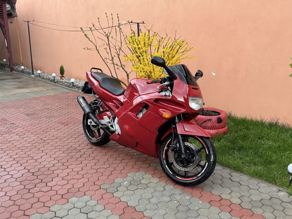 Honda cbr f2 impecabil