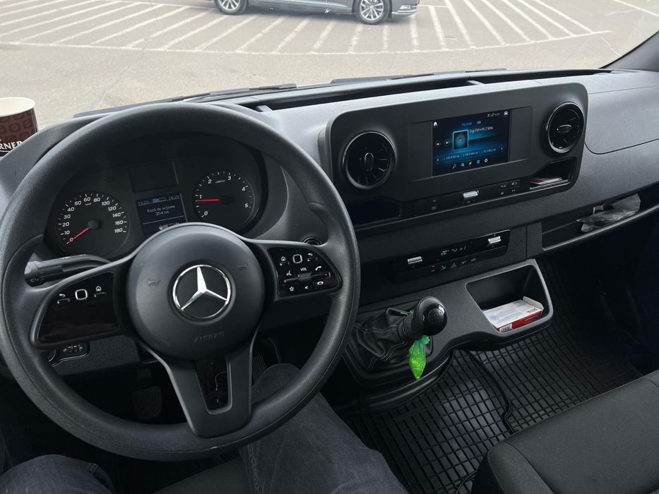 Mercedes sprinter 314 frigorific an 2022 predare leasing