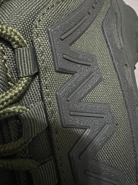 Продам тактические кроссовки