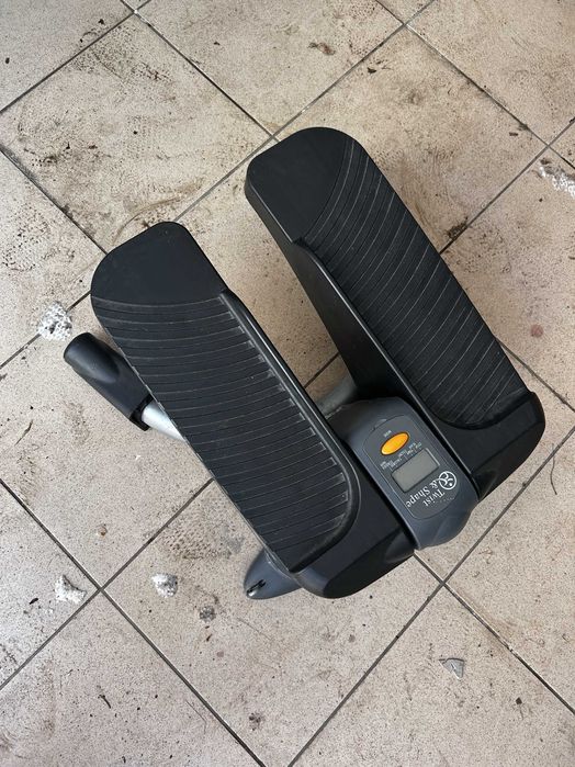 Mini stepper fitness cu display – aparat exerciții acasă