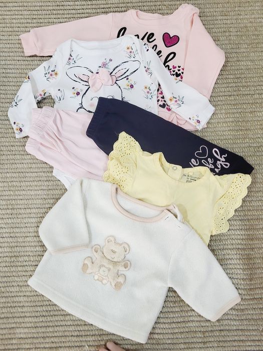 Продаются вещи на девочку