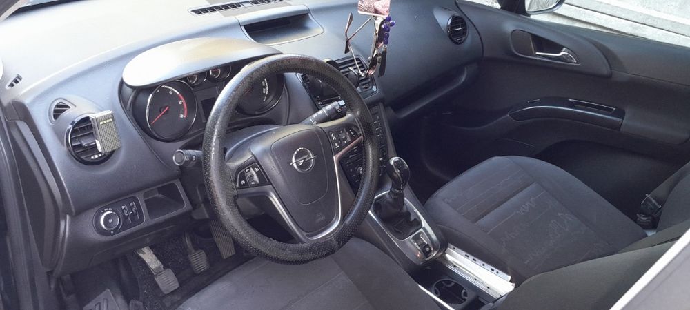 Opel Meriva B 2011 Diesel  -VARIANTE