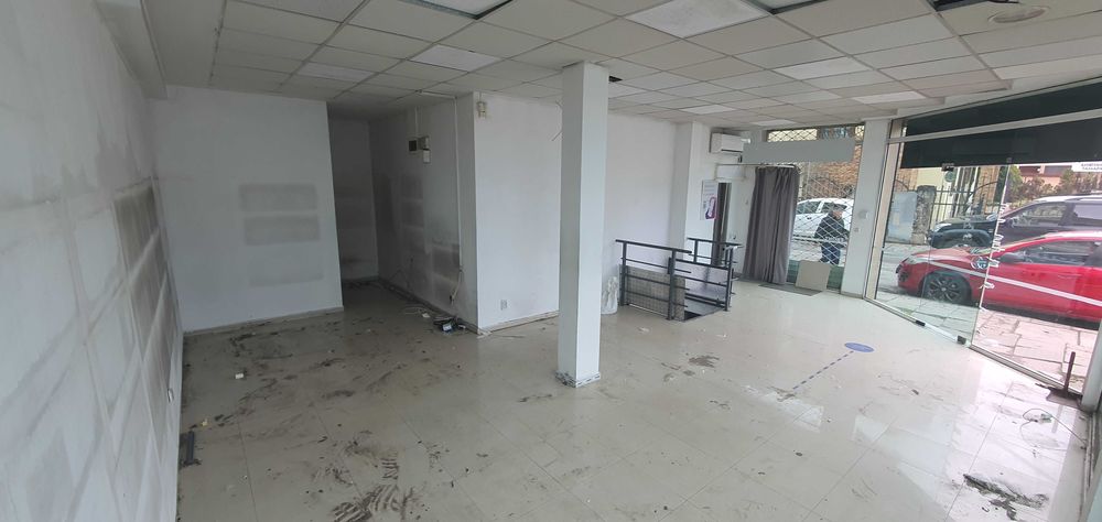 Топ локация! Ъглов магазин, офис, търговски обект под наем с отлична видимост – 80 кв.м