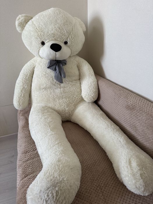 Белый плюшевый медведь 2 метра