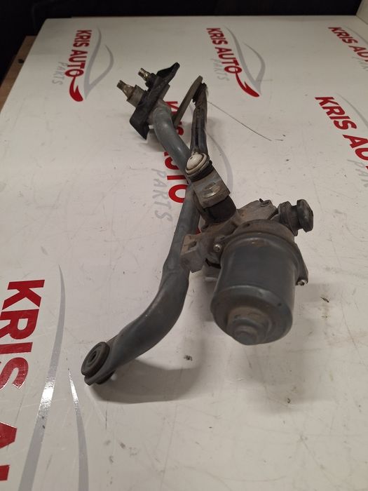 Моторче - механизъм предни чистачки Toyota Yaris / Тойота Ярис 2019г.