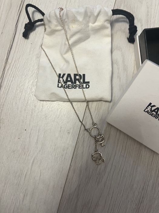 Karl lagerfeld колие