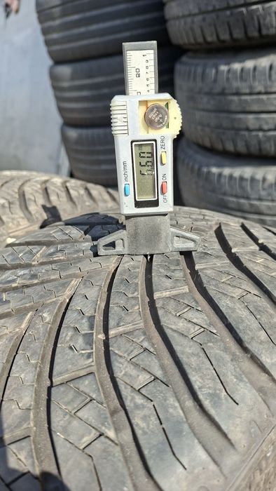 Всесезонни Гуми 225 40 18