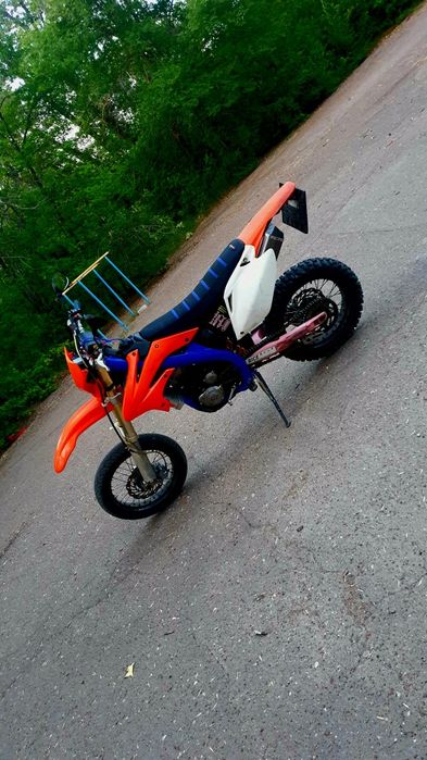 Мотоцикл эндуро 250