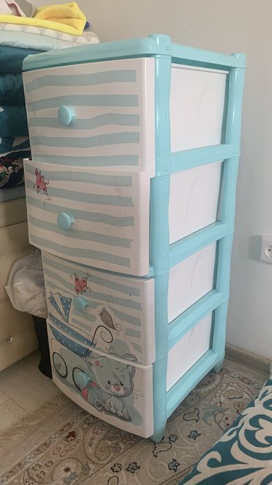 Пррдается комод детский