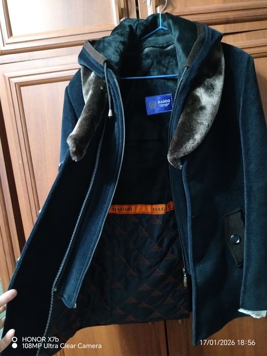 Palto 44 razmer 1 marta kiyilgan made in turkiya