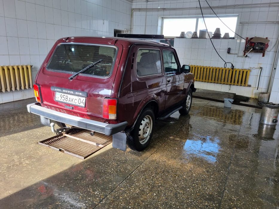 Автомобиль нива 2121