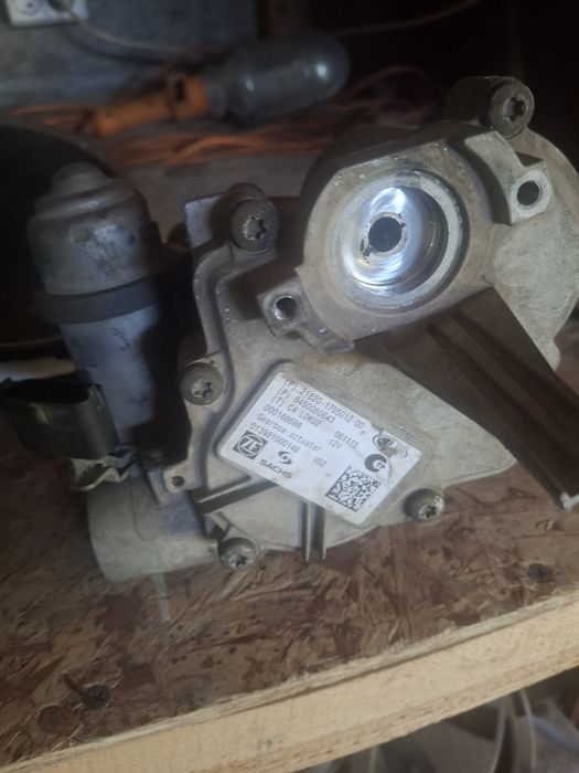 продам актуатор на веста ,приора .б/у