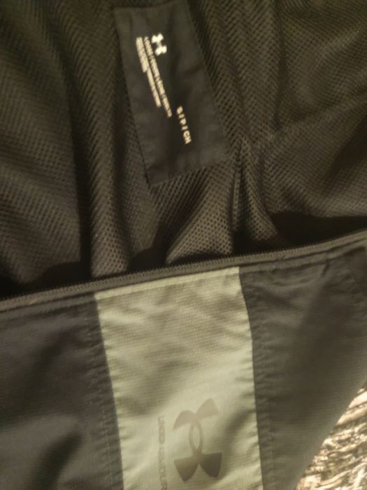 Under armour кофта не ношенная оригинал