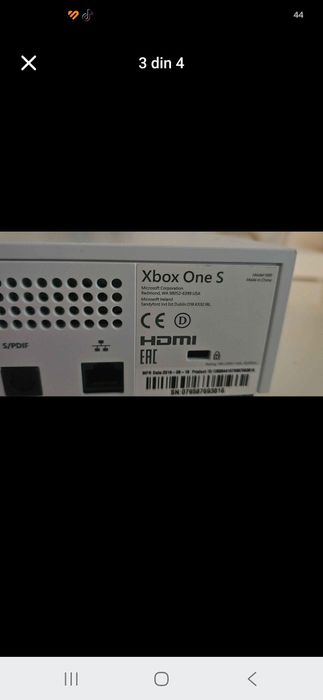 Consolă Xbox One S albă + 2 controller-e – Galați