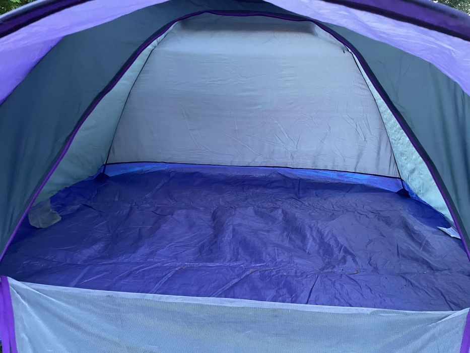 Cort pentru doua persoane