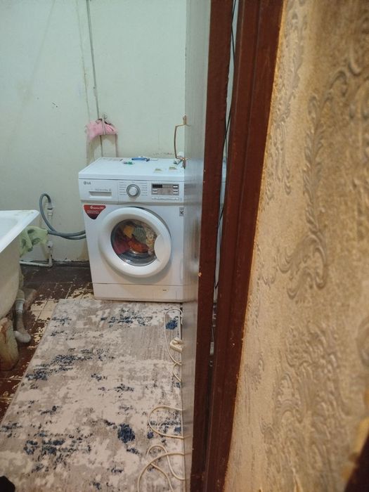 Chilonzor 20-kavartlda 1 xonali uy sotiladi srochna