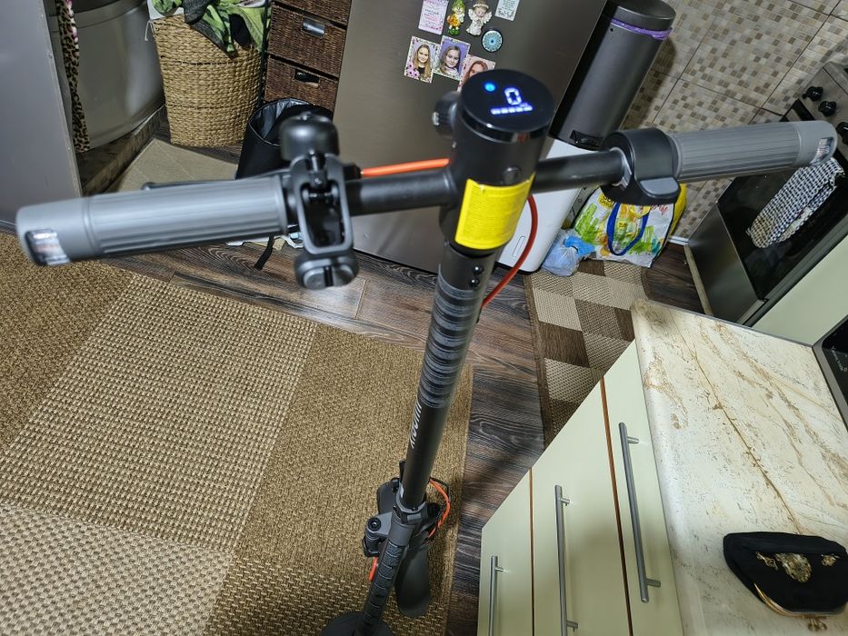Vând Trotineta Xiaomi scooter Elite